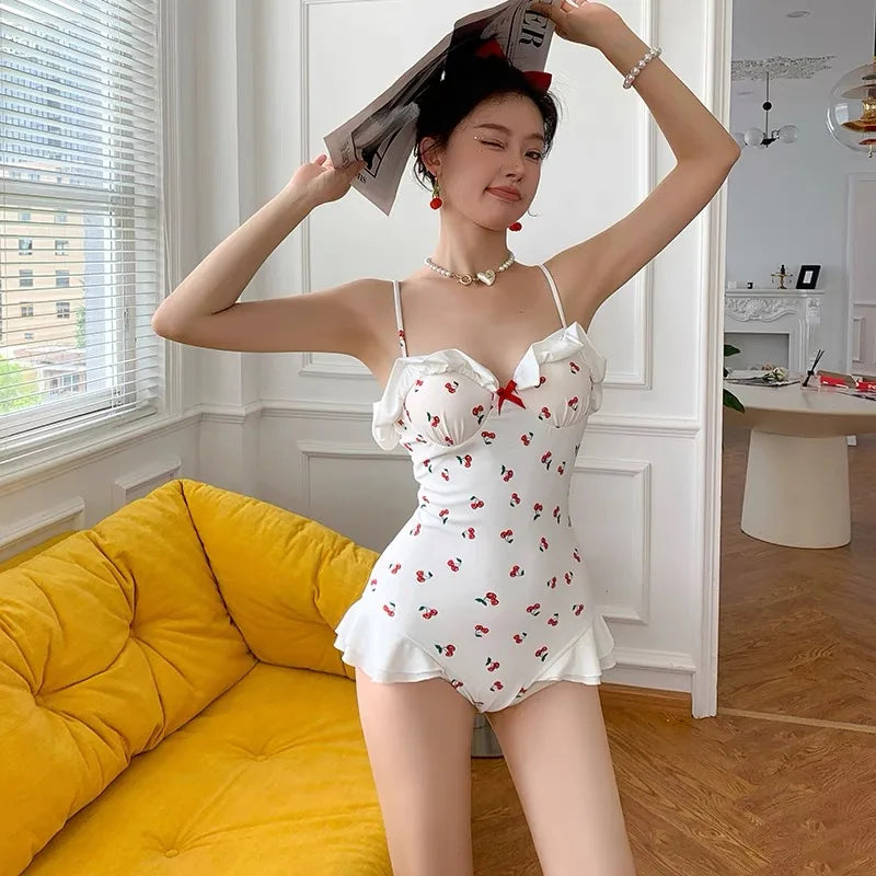 Women’s Vintage Cherry Print